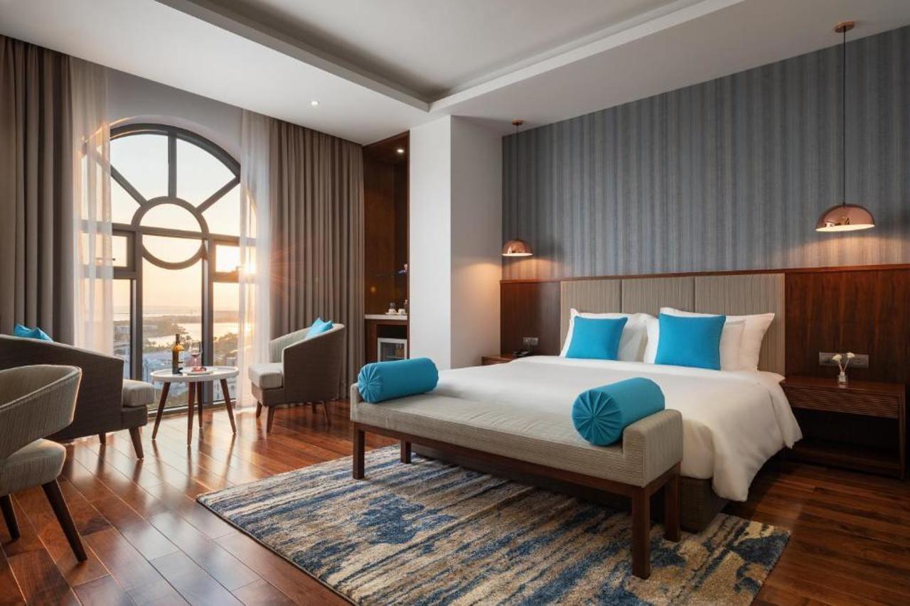 D'Lecia Ha Long Hotel Buitenkant foto